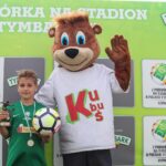 Turniej piłki nożnej „Z podwórka na stadion o Puchar Tymbarku” / cyfrasport.pl