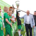 Turniej piłki nożnej „Z podwórka na stadion o Puchar Tymbarku” / cyfrasport.pl