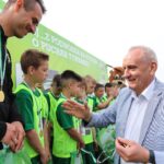 Turniej piłki nożnej „Z podwórka na stadion o Puchar Tymbarku” / cyfrasport.pl