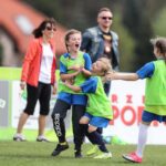 Turniej piłki nożnej „Z podwórka na stadion o Puchar Tymbarku” / cyfrasport.pl