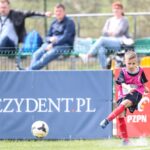 Turniej piłki nożnej „Z podwórka na stadion o Puchar Tymbarku” / cyfrasport.pl