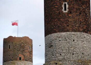 Zamek Królewski w Chęcinach / Robert Felczak / Radio Kielce