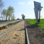 Budowa ścieżki pieszo-rowerowej wzdłuż drogi krajowej nr 78 / Ewa Pociejowska-Gawęda / Radio Kielce