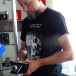 Wystawa aparatów fotograficznych Piotra Walerona w Jędrzejowie / Ewa Pociejowska-Gawęda / Radio Kielce