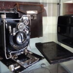 Wystawa aparatów fotograficznych Piotra Walerona w Jędrzejowie / Ewa Pociejowska-Gawęda / Radio Kielce