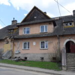 Budynek przy ulicy Robotniczej w Starachowicach, który ucierpiał w pożarze / Tomasz Piwko / Radio Kielce