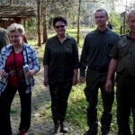 W ramach akcji „Lasy pełne energii” pracownicy PGE Obrót ze Skarżyska-Kamiennej sadzili dębowy las na terenie nadleśnictwa Suchedniów / Tomasz Piwko / Radio Kielce