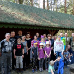 W ramach akcji „Lasy pełne energii” pracownicy PGE Obrót ze Skarżyska-Kamiennej sadzili dębowy las na terenie nadleśnictwa Suchedniów / Tomasz Piwko / Radio Kielce