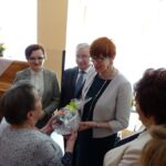 Starachowice. Minister resortu Rodziny, Pracy i Polityki Społecznej Elżbieta Rafalska odwiedziła Dom Pomocy Społecznej przy ulicy Bema. Na zdjęciu: Agata Wojtyszek - wojewoda świętokrzyski, poseł PiS Krzysztof Lipiec i Elżbieta Rafalska - minister Rodziny, Pracy i Polityki Społecznej / Tomasz Piwko / Radio Kielce