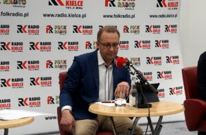 Studio Polityczne. Na zdjęciu: Krzysztof Sławiński - PO / Karol Żak / Radio Kielce