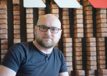 Oskar Midak z Miejskiego Urzędu Pracy w Kielcach / Marzena Mąkosa / Radio Kielce