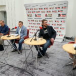 Studio Polityczne Radia Kielce. Od lewej: Krzysztof Słoń - PiS, Krzysztof Sławiński - PO, Karol Kliś - PSL, Maciej Klesyk - Nowoczesna, Magdalena Fogiel-Litwinek - Kukiz '15 / Kamil Król / Radio Kielce