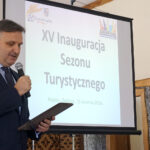 Samorządowcy, przedstawiciele biur turystycznych i przedsiębiorcy z branży rozpoczęli sezon turystyczny w regionie świętokrzyskim. Na zdjęciu: Jacek Kowalczyk, prezes Regionalnej Organizacji Turystycznej Województwa Świętokrzyskiego / Stanisław Blinstrub / Radio Kielce