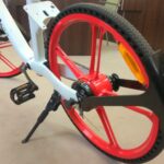 Firma Blinkee zaprezentowała rower elektryczny zasilany powerbankiem / Wiktor Dziarmaga / Radio Kielce