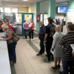 Dziś o północy mija termin złożenia deklaracji PIT. Na interesantów czekają urzędy skarbowe, które dziś pracują normalnie. Wielu podatników tradycyjnie czeka jednak z rozliczeniem do ostatniej chwili / Bartłomiej Zapała / Radio Kielce