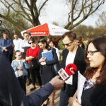 11.04.2018 Kielce. Program Interwencja Radia Kielce. Mieszkańcy nie chcą budowy ulicy dojazdowej do centrum usługowo - handlowego wzdłuż Doliny SIlnicy i ulicy Sabinówek / Jarosław Kubalski / Radio Kielce