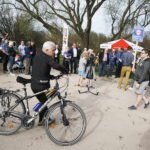 11.04.2018 Kielce. Program Interwencja Radia Kielce. Mieszkańcy nie chcą budowy ulicy dojazdowej do centrum usługowo - handlowego wzdłuż Doliny SIlnicy i ulicy Sabinówek / Radio Kielce