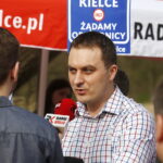 11.04.2018 Kielce. Program Interwencja Radia Kielce. Mieszkańcy nie chcą budowy ulicy dojazdowej do centrum usługowo - handlowego wzdłuż Doliny SIlnicy i ulicy Sabinówek / Radio Kielce