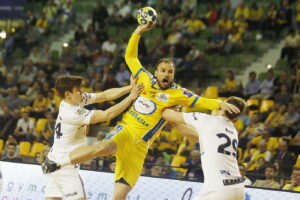 11.04.201811.04.2018 Kielce. Piłka ręczna. Puchar Polski. Mecz PGE Vive Kielce - Górnik Zabrze. Uros Zorman / Jarosław Kubalski / Radio Kielce