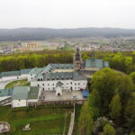 16.04.2018 Kielce. Karczówka. Klasztor. remont wieży / Jarosław Kubalski / Radio Kielce