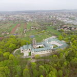 16.04.2018 Kielce. Karczówka. Klasztor. remont wieży / Jarosław Kubalski / Radio Kielce