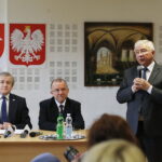 21.04.2018 Jędrzejów. Minister Kultury i Dziedzictwa Narodowego Piotr Gliński spotkał się z mieszkańcami / Jarosław Kubalski / Radio Kielce