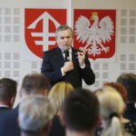 21.04.2018 Jędrzejów. Minister Kultury i Dziedzictwa Narodowego Piotr Gliński spotkał się z mieszkańcami / Jarosław Kubalski / Radio Kielce