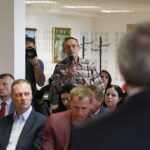 21.04.2018 Jędrzejów. Minister Kultury i Dziedzictwa Narodowego Piotr Gliński spotkał się z mieszkańcami / Jarosław Kubalski / Radio Kielce