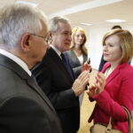 21.04.2018 Jędrzejów. Minister Kultury i Dziedzictwa Narodowego Piotr Gliński spotkał się z mieszkańcami / Jarosław Kubalski / Radio Kielce