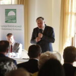 22.04.2018 Mniów. Minister Rolnictwa i Rozwoju Wsi Krzysztof Jurgiel spotkał się z mieszkańcami / Jarosław Kubalski / Radio Kielce