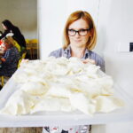 23.04.2018 Kielce. Fundacja Szansa dla Niewidomych uczy osoby niewidome gotowania w restauracji Wegemania / Jarosław Kubalski / Radio Kielce