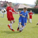 24.04.2018 Ćmińsk. Turniej piłki nożnej „Z podwórka na stadion o Puchar Tymbarku”. Mecz Hetmanik Włoszczowa - Neptun Końskie / Jarosław Kubalski / Radio Kielce