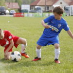 24.04.2018 Ćmińsk. Turniej piłki nożnej „Z podwórka na stadion o Puchar Tymbarku”. Mecz Hetmanik Włoszczowa - Neptun Końskie / Jarosław Kubalski / Radio Kielce