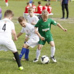 24.04.2018 Ćmińsk. Turniej piłki nożnej „Z podwórka na stadion o Puchar Tymbarku”. Mecz AMO Kielce -FA Jędrzejów / Jarosław Kubalski / Radio Kielce