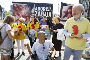 25.04.2018 Kielce Protest przeciwko aborcji pod UW / Jarosław Kubalski / Radio Kielce
