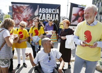 25.04.2018 Kielce Protest przeciwko aborcji pod UW / Jarosław Kubalski / Radio Kielce