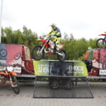 27.04.2018 Kielce. Festyn „Jednośladem bezpiecznie do celu”. Przemysław Kaczmarczyk i Maciej Giemza / Jarosław Kubalski / Radio Kielce