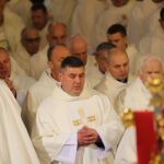 Jubileusz Kapłanów zorganizowany z okazji 200-lecia diecezji sandomierskiej. Mszy świętej w bazylice katedralnej przewodniczył biskup ordynariusz Krzysztof Nitkiewicz / Grażyna Szlęzak-Wójcik / Radio Kielce