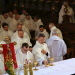 Jubileusz Kapłanów zorganizowany z okazji 200-lecia diecezji sandomierskiej. Mszy świętej w bazylice katedralnej przewodniczył biskup ordynariusz Krzysztof Nitkiewicz / Grażyna Szlęzak-Wójcik / Radio Kielce