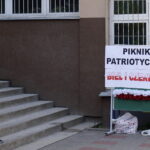 Piknik Patriotyczny w Szkole Podstawowej nr 32. Hasło pikniku "Biel i Czerwień" / Mateusz Kaczmarczyk / Radio Kielce