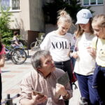 Piknik Patriotyczny w Szkole Podstawowej nr 32. Hasło pikniku "Biel i Czerwień" / Mateusz Kaczmarczyk / Radio Kielce