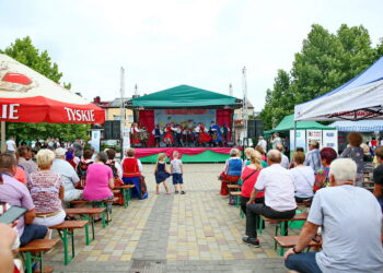 06.08.2017 Chmielnik. XVIII Powiatowy Przegląd Zespołów Folklorystycznych. / Marzena Mąkosa / Radio Kielce