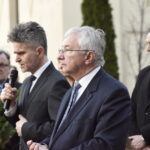 Rocznica katastrofy smoleńskiej. Na zdjęciu: Krzysztof Słoń - senator RP, Krzysztof Lipiec - poseł PiS / Marzena Mąkosa / Radio Kielce