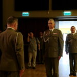 Wręczenie aktów mianowania na wyższe stopnie wojskowe oraz wręczenie medali „Za zasługi dla Obronności Kraju” dla weteranów walk z II wojny światowej. / Marzena Mąkosa / Radio Kielce