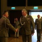 Wręczenie aktów mianowania na wyższe stopnie wojskowe oraz wręczenie medali „Za zasługi dla Obronności Kraju” dla weteranów walk z II wojny światowej. / Marzena Mąkosa / Radio Kielce