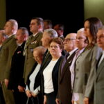 Wręczenie aktów mianowania na wyższe stopnie wojskowe oraz wręczenie medali „Za zasługi dla Obronności Kraju” dla weteranów walk z II wojny światowej. / Marzena Mąkosa / Radio Kielce