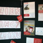 Akcja rejestracji potencjalnych dawców szpiku kostnego i Tydzień Promocji Zdrowia w IV LO / Marzena Mąkosa / Radio Kielce