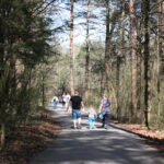 Turyści w Jaskini Raj / Marzena Mąkosa / Radio Kielce