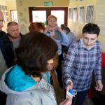 Turyści w Jaskini Raj / Marzena Mąkosa / Radio Kielce