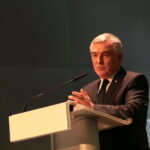 Spotkanie najlepszych uczniów z województwa świętokrzyskiego w Targach Kielce. Andrzej Bętkowski - wicewojewoda świętokrzyski / Marzena Mąkosa / Radio Kielce